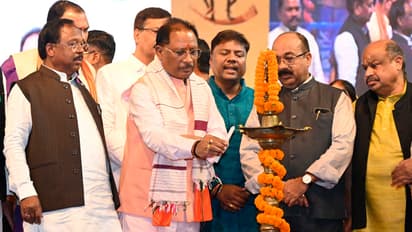 Vishnu-Deo-Sai-inaugurated-Tribal-Pride-Day-and-Inter-State-Folk-Dance-Festival