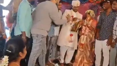 man heart attack in wedding