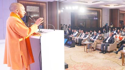 Yogi-Adityanath-wished-on-constitution-day-of-india-gave-information-about-Prayagraj-Mahakumbh-2025