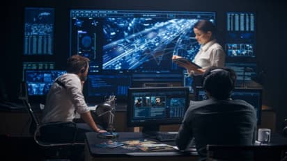 Elderly man saved from getting robbed in Hyderabad