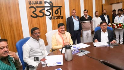 Mohan-Yadav-discussion-with-Sarpanches-of-Gram-Panchayats-of-Ujjain-South-Legislative-Assembly