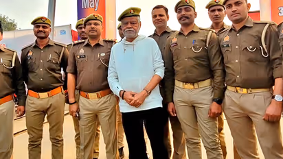 Sanjay-Mishra-praises-CM-Yogi-Adityanath-government-for-grand-Prayagraj-Mahakumbh-2025-preparations