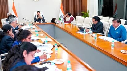 Mohan-Yadav-discussed-about-paddy-procurement