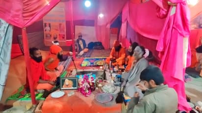Prayagraj-Mahakumbh-2025-reflects-unity-in-diversity-among-Shaiv-Vaishnav-and-Udasi-Akharas