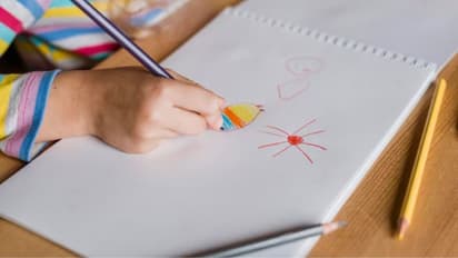 5 years old kid poop in school