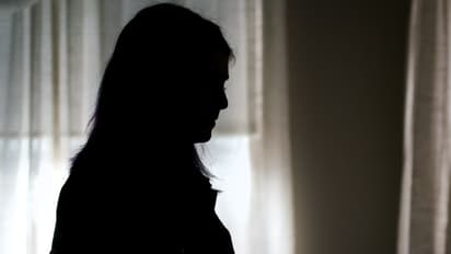 pilibhit womwn hang herself