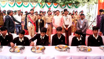 Mohan-Yadav-in-Indore-for-Republic-Day-2025-had-mid-day-meal-with-school-children