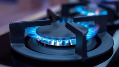 pakistan gas price high