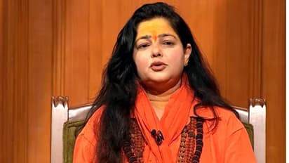 mamta kulkarni on mahamandaleshwar