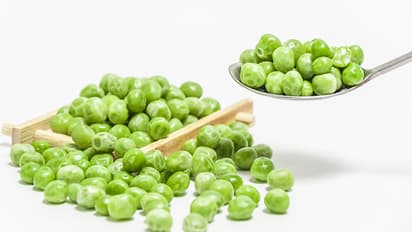 How-to-preserve-matar-with-ice-water