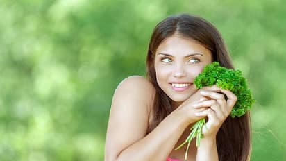 Coriander Leaves benefits For hair