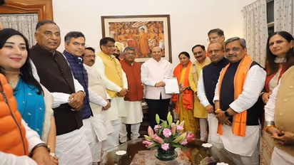 Rekha Gupta claim to form new Government