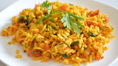 Murmura-Poha-Recipe-In-Hindi