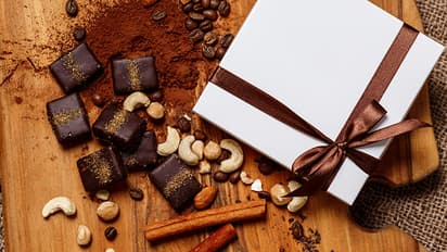 Easy-homemade-chocolate-for-kids