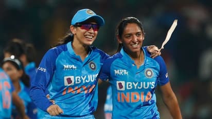 smriti mandhana harmanpreet kaur