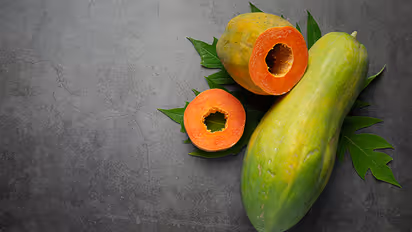 5-Natural-Ways-To-Ripe-Papaya