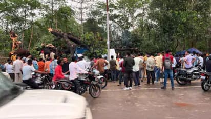 uttar pradesh weather updates storm rain alert in 40 districts of UP