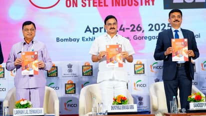 Lakhan-Lal-Dewangan-participated-in-the-India-Steel-2025-conference-in-Mumbai