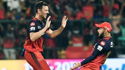 RCB vs RR Photos