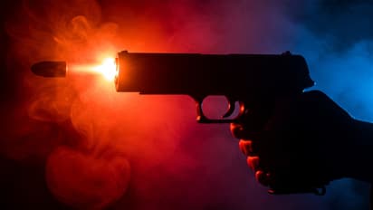 up deoria khoraram village firing vijay yadav shot crime news 