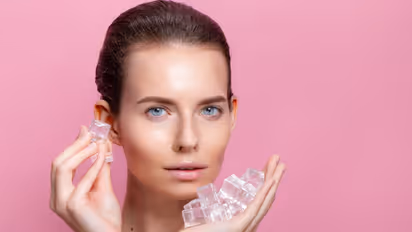 Glow-ice-cube-for-face