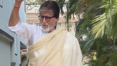 Amitabh Bachchan Jalsa Viral Video