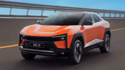 Mahindra XEV 7e electric SUV