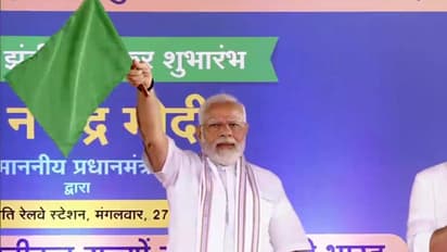 pm modi vande bharat