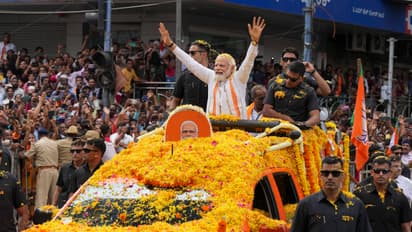 pm modi road show