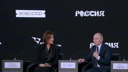 Putin drops everything; rushes out mid-event to take Trump's call