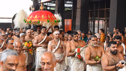 guruvayur temple festival sahasra kalasham brahma kalasham abhishekam