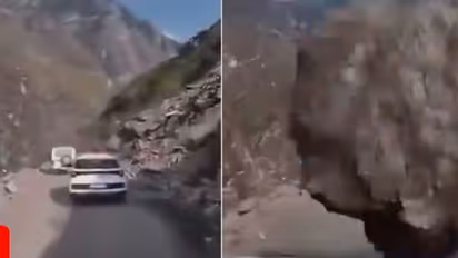 Boulders Roll Down on Cars in Kinnaur