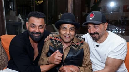 Dharmendra with Sunny and Bobby Deol