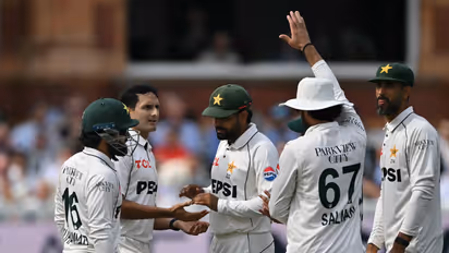 Pakistan Team vs England in the 2nd Test at Lord's