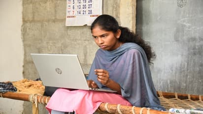  Tamilndu Tribal Student Rajeshwari