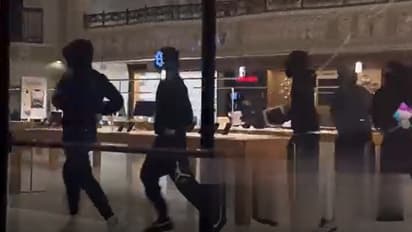 masked man apple store