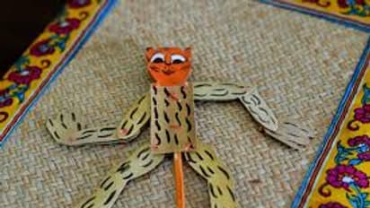Palm leaf art is disappearing in Howrah artists are trying to save it
