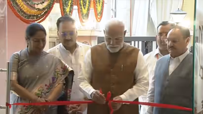 PM Modi Inaugurates New Delhi BJP Office at Deen Dayal Upadhyay Marg
