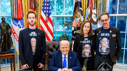 President Trump meets Edan Alexander and family of fallen IDF soldier