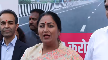 Delhi CM Rekha Gupta Slams Arvind Kejriwal Over Liquor Scam Verdict