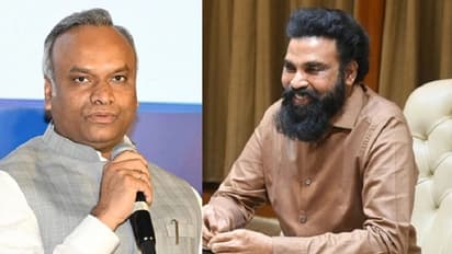 B Sriramulu