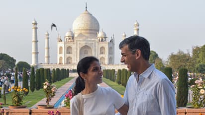 Rishi Sunak with wife Akshata Murty