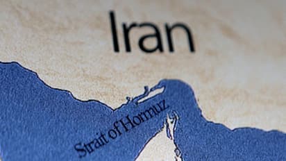 Oman and Iran Discuss Keeping Hormuz Strait Open Amid Regional Tensions