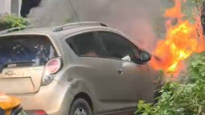 moving car catches fire passengers escape kollam