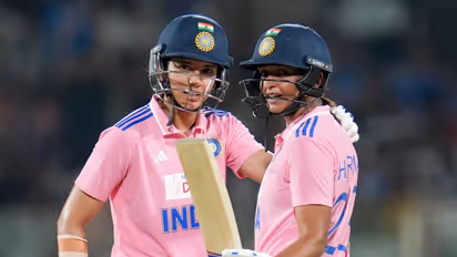 Smriti Mandhana and Harmanpreet Kaur