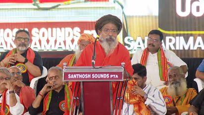 Pandalam ayyappa samrakshana sangamam shanthananda swami