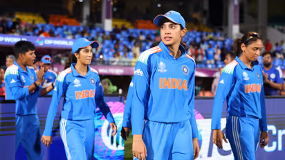 Smriti Mandhana and Harmanpreet Kaur