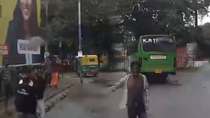 kochi vyttila hub bus employees clash