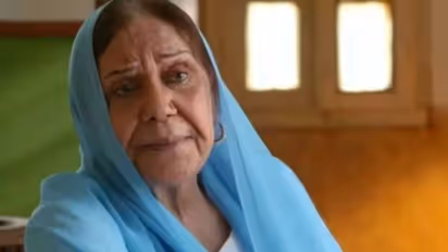 ayesha khan death reason