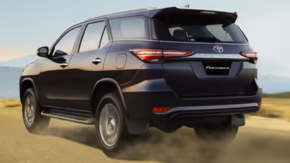 Toyota Fortuner Facelift 2025